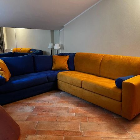 Attico In Piazza Matteotti Apartamento Desenzano del Garda Exterior foto