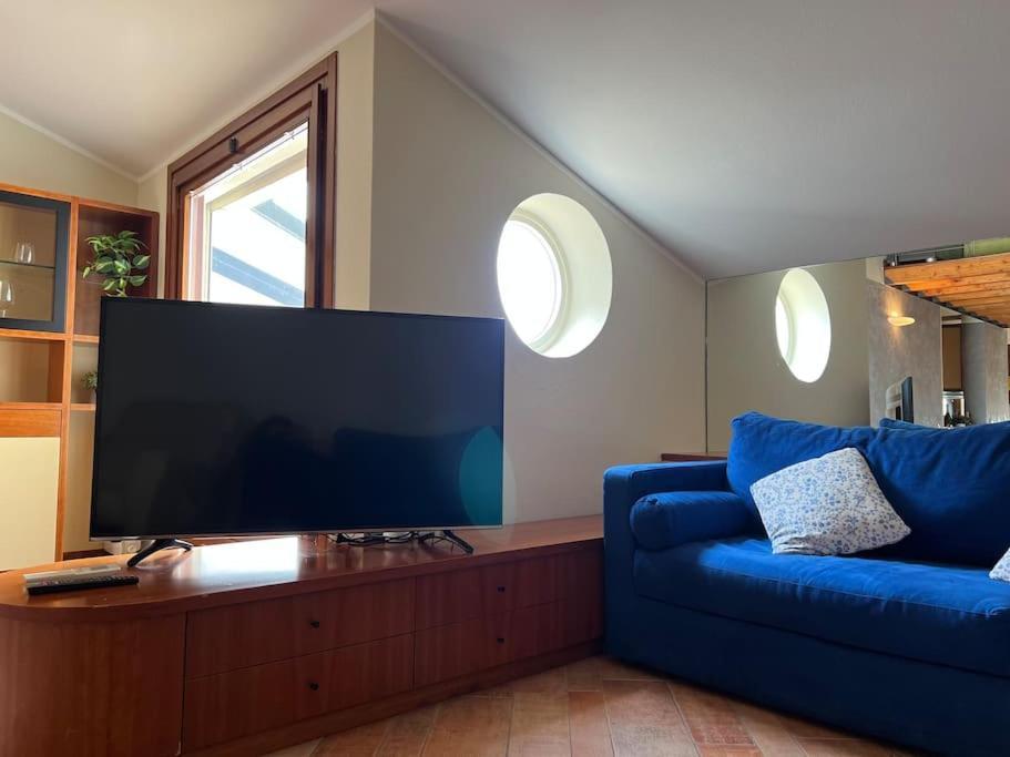 Attico In Piazza Matteotti Apartamento Desenzano del Garda Exterior foto