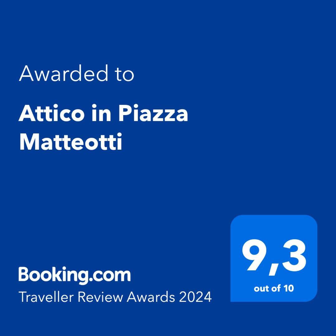 Attico In Piazza Matteotti Apartamento Desenzano del Garda Exterior foto